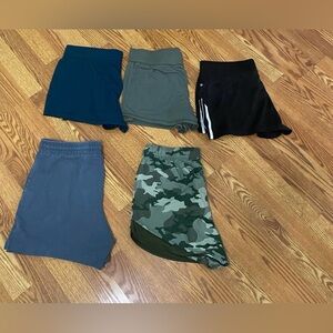 Women’s shorts bundle of 5 pcs size Large Athletic works brand